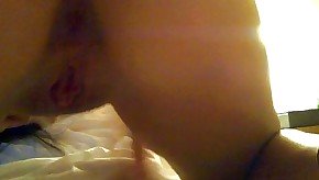 Girlfriend toys her pussy on webcam