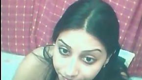Indian Housewife shows at night