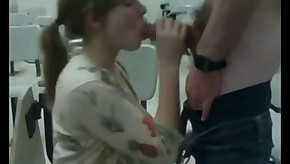 Classroom Teen Amateur sucks cumshot hard
