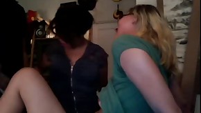 Threesome on webcam