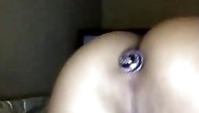 Webcam girl with buttplug