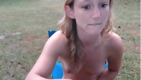 Blonde Babe Loves Squirting At The Park