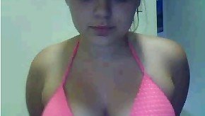 Cute teen girl at the end of video show breast (by jozik)
