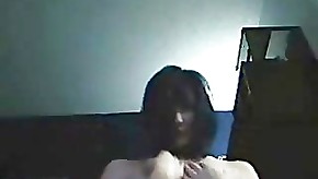 Chick showing her nice body on camera